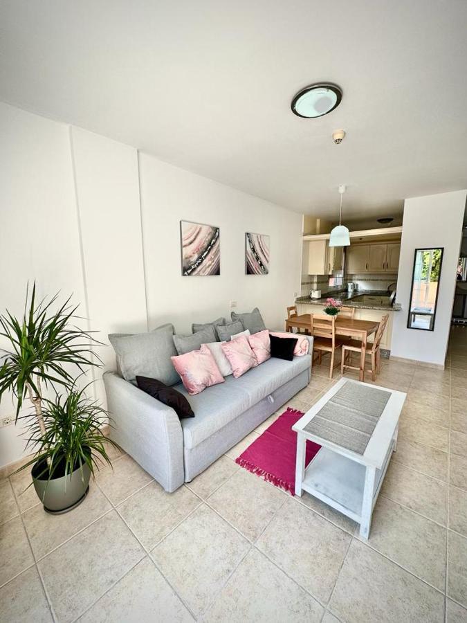 Sunny Apartment & Heated Pool Los Cristianos  Exterior foto